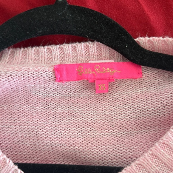 Lilly Pulitzer Valentine’s Day sweater XS 🎉HPx2🎉 - Picture 9 of 9